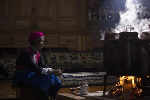 restful night banyan tree ringha tibet